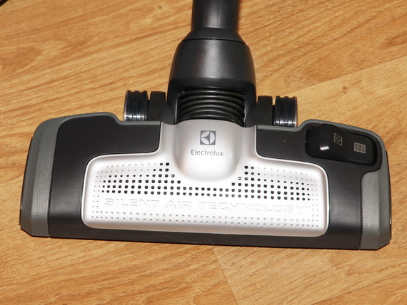 Тест пылесоса Electrolux UltraSilencer ZEN — Тесты